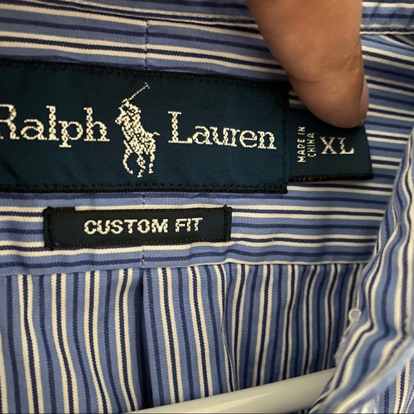 Ralph Lauren custom fit button up shirt - Picture 4 of 5